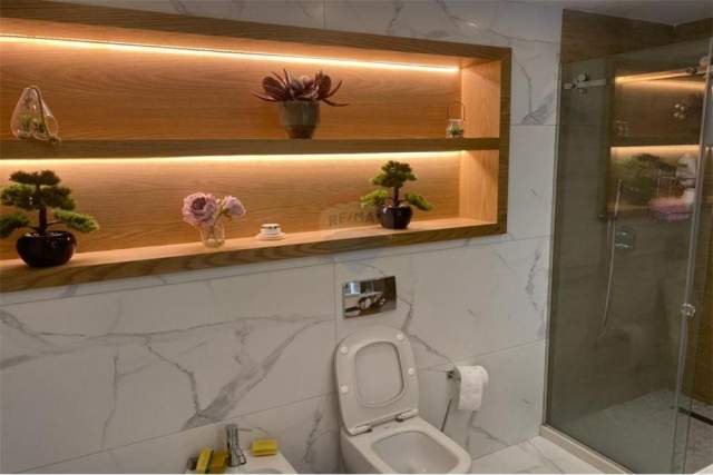 Tirane, jepet me qera apartament Kati 3, 137 m² 1.300 Euro (zef jubani)