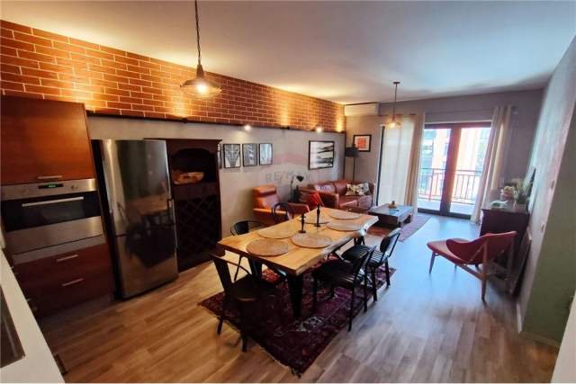 Tirane, jepet me qera apartament 2+1+BLK Kati 3, 107 m² 550 Euro (FUSHA AVIACIONIT)