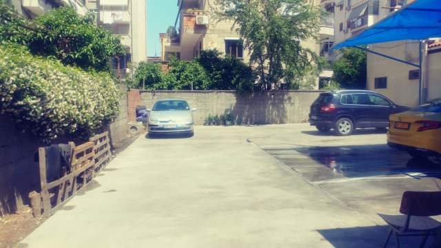 Tirane, shes truall 225 m² tek 21 Dhjetori mbrapa hotel Mondial