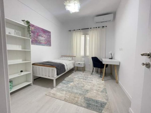 Tirane, jepet me qera apartament 2+1 95 m² 550 Euro (Qender)