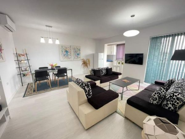 Tirane, jepet me qera apartament 2+1 Kati 6, 95 m² 450 Euro (Qender)