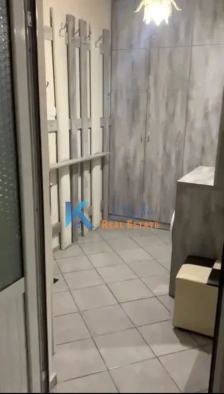 Tirane, jepet me qera garsonier , Kati 4, 40 m² (Brryli, afer Digitalb)