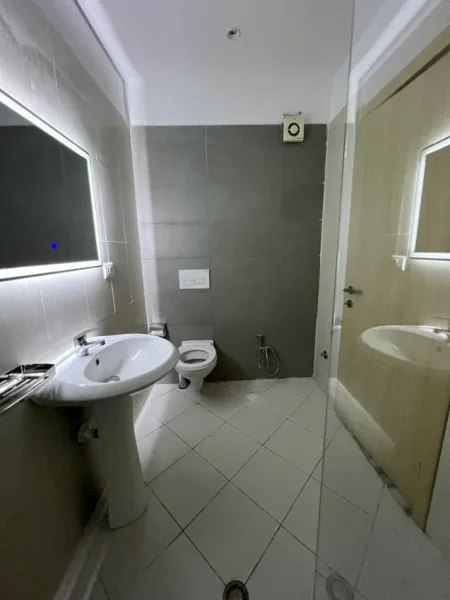 Tirane, shitet apartament 1+1+Ballkon, Kati 10, 65 m² 89,000 € (Astir ,Rruga Teodor Keko)