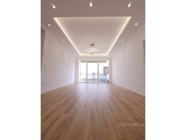 Tirane, shitet apartament 2+1, Kati 7, 95 m² 210,000 € (Zogu Zi)