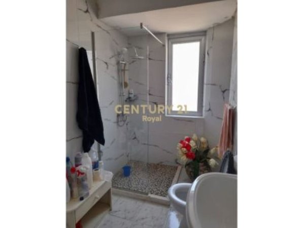 Tirane, Liste me oferta apartament 1+1, Kati 4, 69 m² 350 € (Rruga bardhyl)