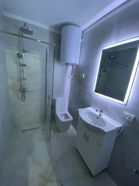 Tirane, jepet me qera apartament 2+1, Kati 7, 70 m² 500 € (Don Bosko)