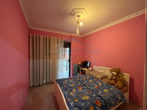 Tirane, shitet apartament 2+1, Kati 7, 104 m² 130,000 € (UNAZA E RE)
