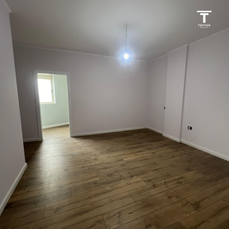 SHITET, APARTAMENT 2+1+2, RRUGA E THESARIT, FRESK, TIRANË, 130,000 EUR