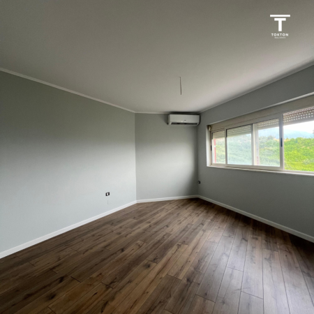 SHITET, APARTAMENT 2+1+2, RRUGA E THESARIT, FRESK, TIRANË, 140,000 EUR