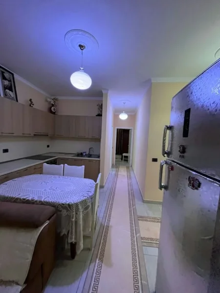 Tirane, jepet me qera apartament 2+1, Kati 6, 107 m² 500 € (liqeni that)