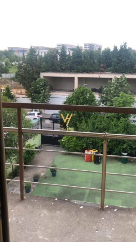 Tirane, jepet me qera apartament , Kati 0, 800 m² 3,500 € (RRUGA E ELBASANIT)
