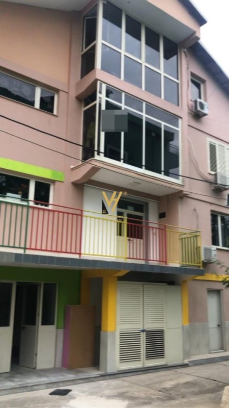 Tirane, jepet me qera apartament , Kati 0, 800 m² 3,500 € (RRUGA E ELBASANIT)