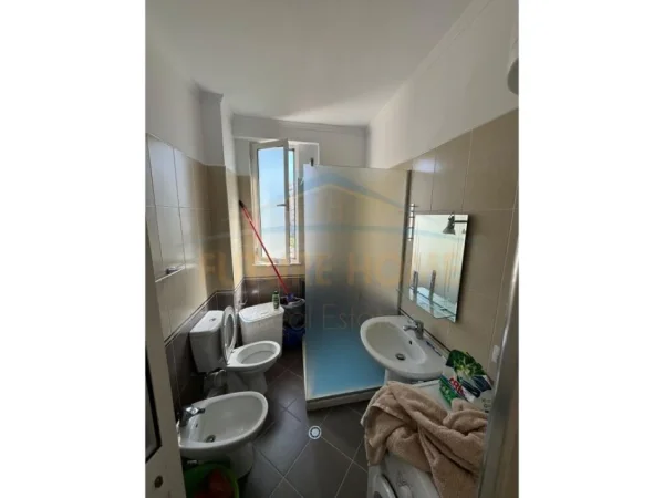 Durres, shitet apartament 1+1+Ballkon, Kati 4, 73 m² 160,000 € (SHKEMBI KAVAJES)