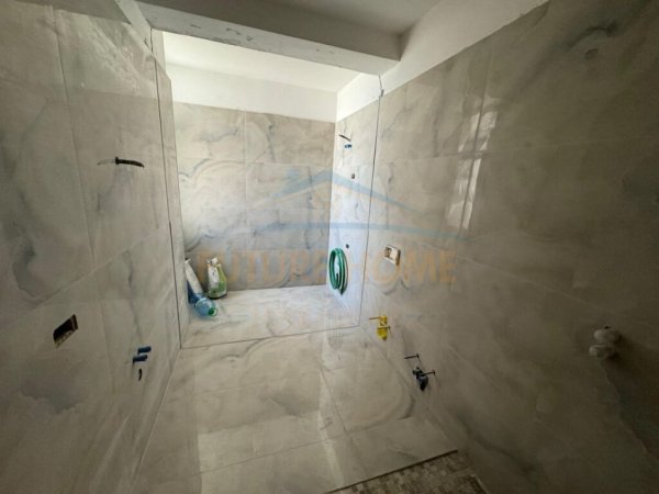 Durres, shitet apartament 1+1+Ballkon, Kati 6, 75 m² 145,000 € (SHKEMBI KAVAJES)