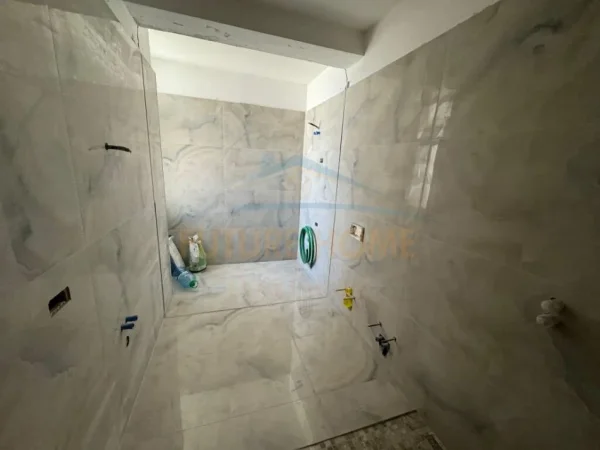 Durres, shitet apartament 1+1+Ballkon, Kati 6, 75 m² 145,000 € (SHKEMBI KAVAJES)