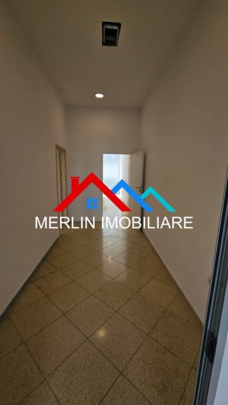 Tirane, shitet , Ambjent Biznesi ne  Katin 1, 136 m²per 205,000 € (Kodra e Diellit)