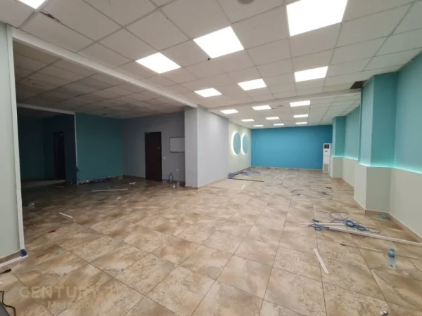 Tirane, shes ambjent biznesi , Kati 1, 645 m² 2,260,000 € (Selvia)