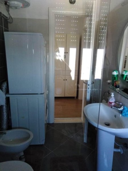 Durres, shitet apartament 2+1+Ballkon, Kati 11, 90 m² 97,000 € (Adria)