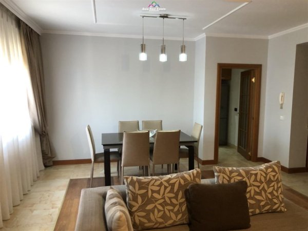 Tirane, jepet me qera apartament 2+1, Kati 6, 150 m² 1,100 € (qender)