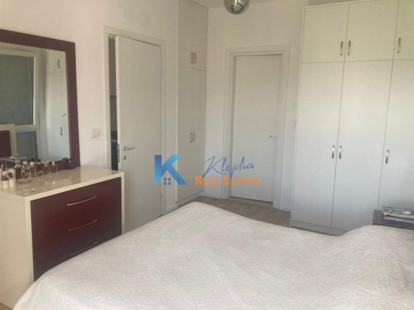 Tirane, jepet me qera apartament 2+1, Kati 7, 105 m² 500 € (Ali Dem, afer kompleksit Mangalem)