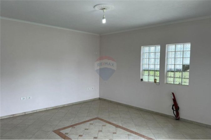 Tirane, apartament , Kati 2, 90 m² 400 € 