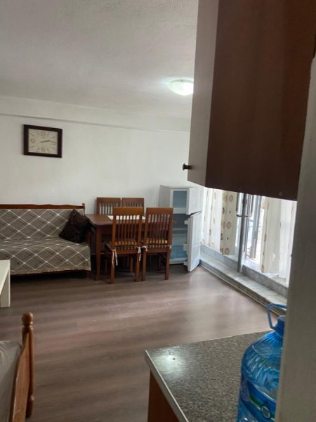 Tirane, jepet me qera garsonier 1+1, Kati 1, 30 m² 170 € (rruga Xhanfize Keko)