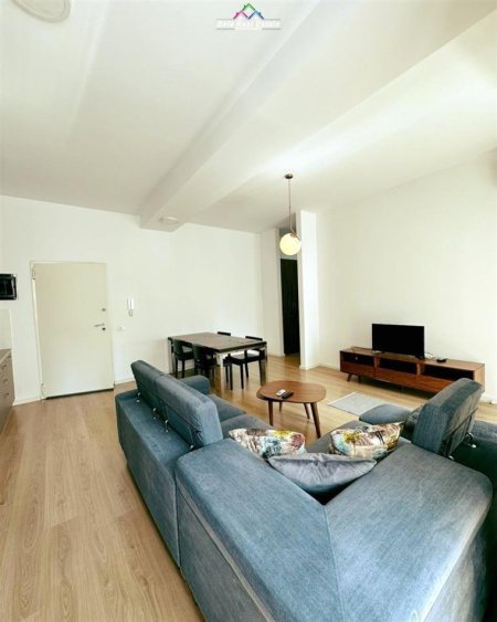 Tirane, jepet me qera apartament 2+1, Kati 8, 120 m² 700 € (21 dhjetori)