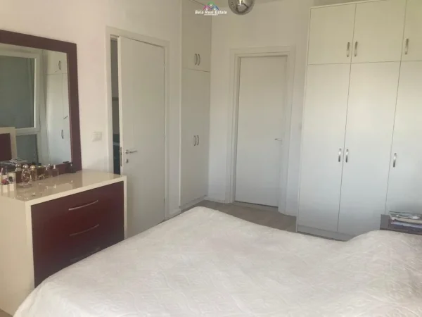 Tirane, jepet me qera apartament 2+1, Kati 6, 105 m² 500 € (ali demi)