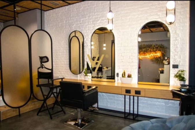 Tirane, shitet dyqan , Kati 0, 65 m² 355,000 € (BLLOK)