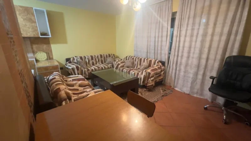 Tirane, jepet me qera apartament 2+1, Kati 4, 72 m² 500 € (Ali Demi)