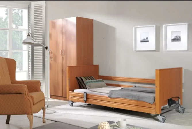 🚚 Krevat Spitalor Elektrik me Qira + Montim në Shtëpi – Vitalab Shpk (Comfort 1).