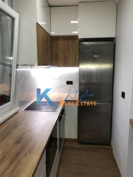 Tirane, jepet me qera apartament 1+1, Kati 3, 55 m² 600 € (Myslym Shyri)