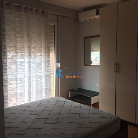 Tirane, jepet me qera apartament 2+1, Kati 5, 120 m² (Kodra e Diellit, afer Eleonores)