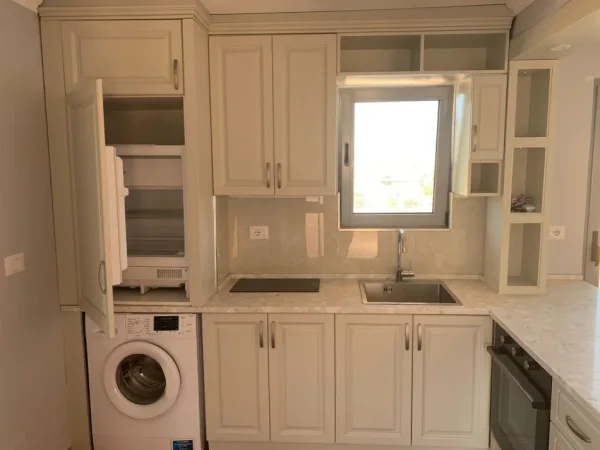 Tirane, shes Vile 3 Katshe, Kati 1, 390 m² 330,000 € (kombinat)
