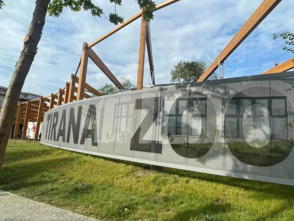 Tirane, shitet dyqan , , 154 m² (Kopshti Zoologjik)