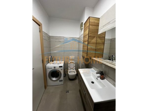Tirane, jepet me qera apartament 1+1, Kati 3, 55 m² 500 € (Kodra e Diellit 2)