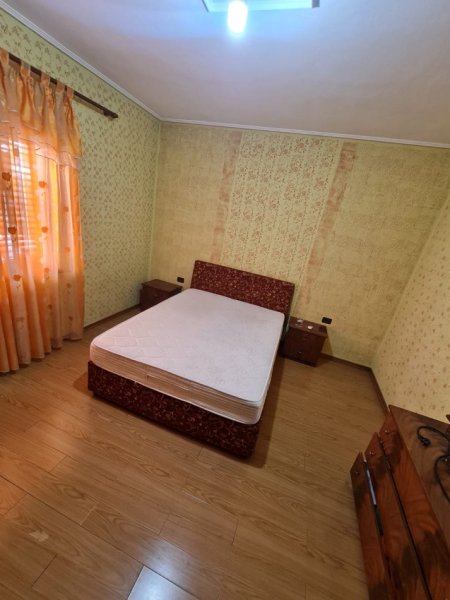 Tirane, jepet me qera apartament 2+1, Kati 2, 70 m² 400 € (Fakulteti i Mjekesise)