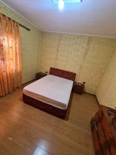 Tirane, jepet me qera apartament 2+1, Kati 2, 70 m² 400 € (Fakulteti i Mjekesise)