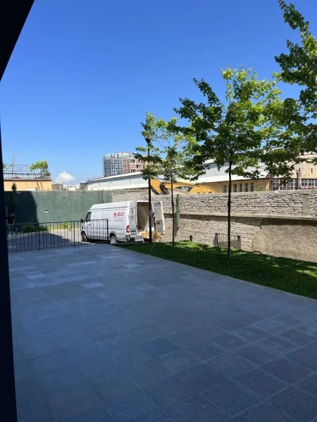 Tirane, Transport mallrash marjusi