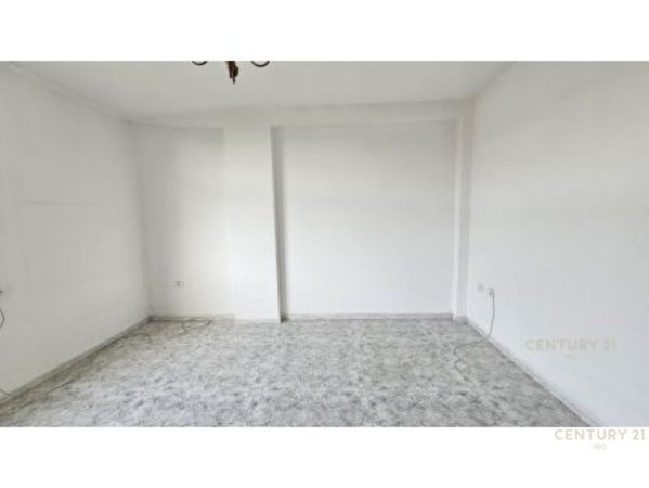 Tirane, shitet apartament , Kati 3, 93 m² 130,000 € 