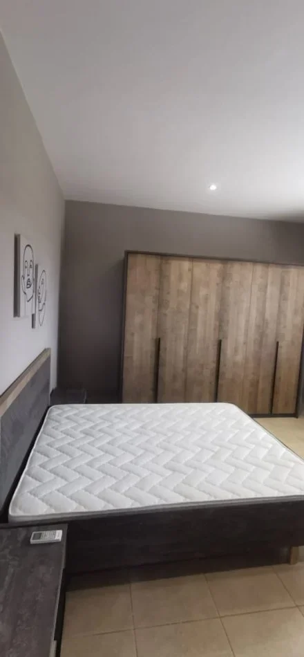 Tirane, jepet me qera apartament 1+1+Ballkon, Kati 2, 449 € 