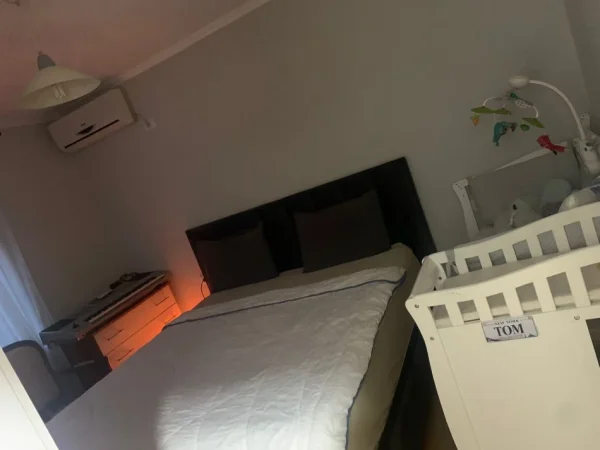 Tirane, jepet me qera apartament 2+1+Aneks+Ballkon, Kati 3, 64 m² 600 € (Rruga Jordan Misja)