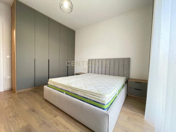 Tirane, jepet me qera apartament 1+1+Ballkon, Kati 0, 64 m² 700 € (Liqeni i Thatë)