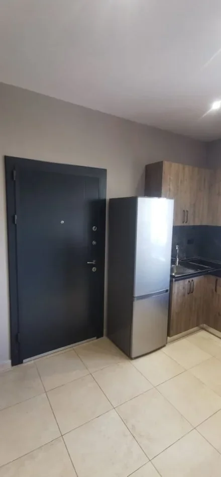 Rr. Todi Shkurti, jepet me qera shtepi 1+1, Kati 2, 70 m² 450 €