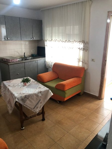 Tirane, jepet me qera apartament 1+1, Kati 0, 70 m² 350 € (Shkolla &quot;Dhora Leka&quot;)