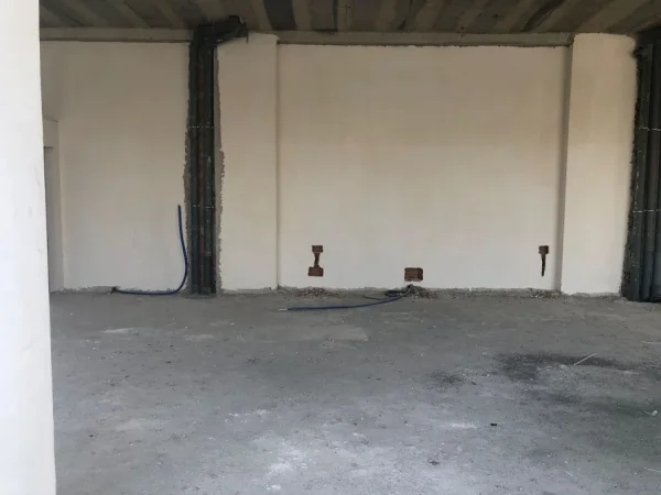 Tirane, jepet me qera ambjent biznesi , Kati 0, 160 m² 1,500 € (Fusha e Aviacionit)