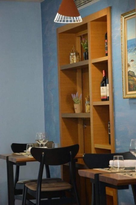 Tirane, jepet me qera bar-resorant , Kati 0, 157 m² 1,800 € (Rruga e Durresit)