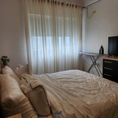 Jepet Me Qera Apartament 1+1 Tek Fresku [ID P0190]