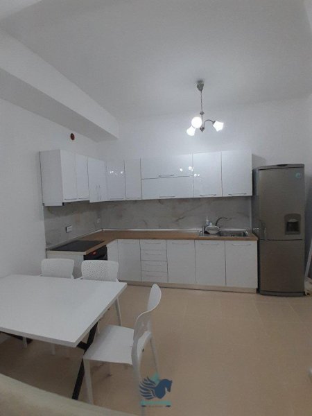 Jepet Me Qera Apartament 1+1 Tek Kodra e Diellit [ID P0192]