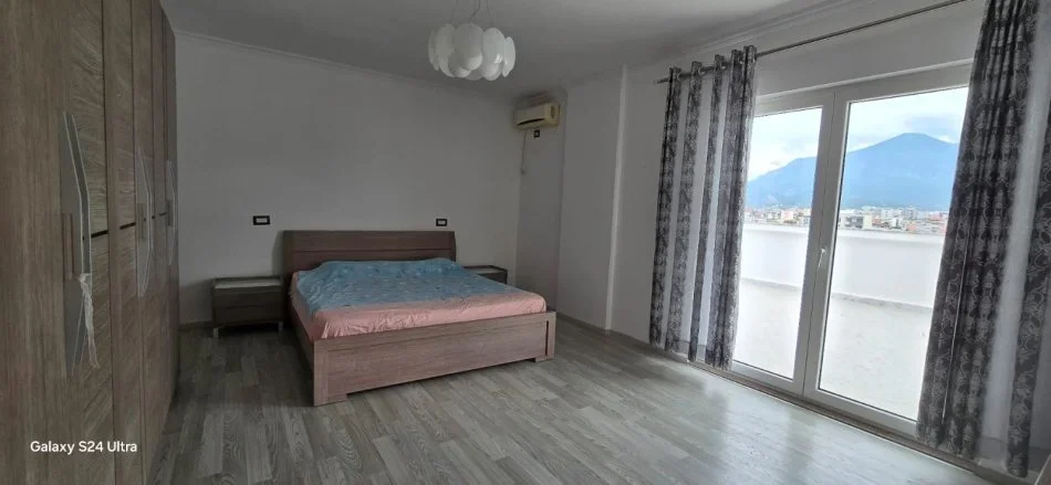 Tirane, shitet apartament+verande | Penthouse 3+1 Kati 9, 279 m² 360,000 € (Rruga e Dibres